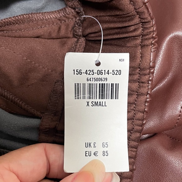 Abercrombie Fitch Brown Vegan Leather Tapered Hi Waisted Elastic Waistband Pants - Picture 7 of 10